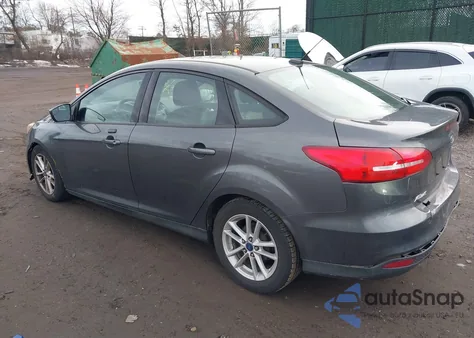 2015 Ford Focus Se z USA, uszkodzony, nr VIN 1FADP3F21FL200454